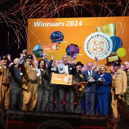 Uitreiking Erfgoedvrijwilligersprijs 2024 © stichting Nederland Monumentenland. Fotograaf Jurgen Huiskes.
