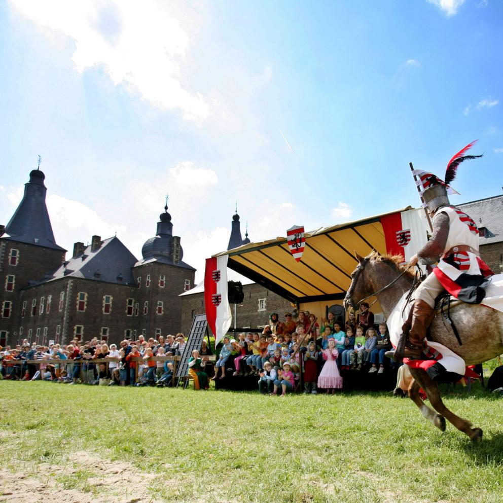 Dag van het Kasteel, riddertoernooi Kasteel Hoensbroek